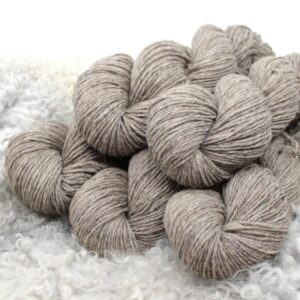 V9_1630_POIS3_Karstalanka_160x3_nylon_15_beige_500g_JPG