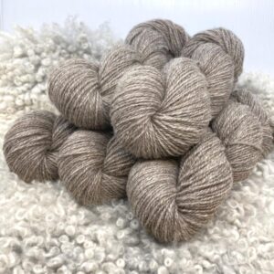 V_POISTO_095_Karstalanka_180x2_beige_560g_jpg